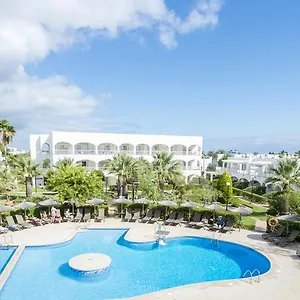 Aparthotel Ona Village