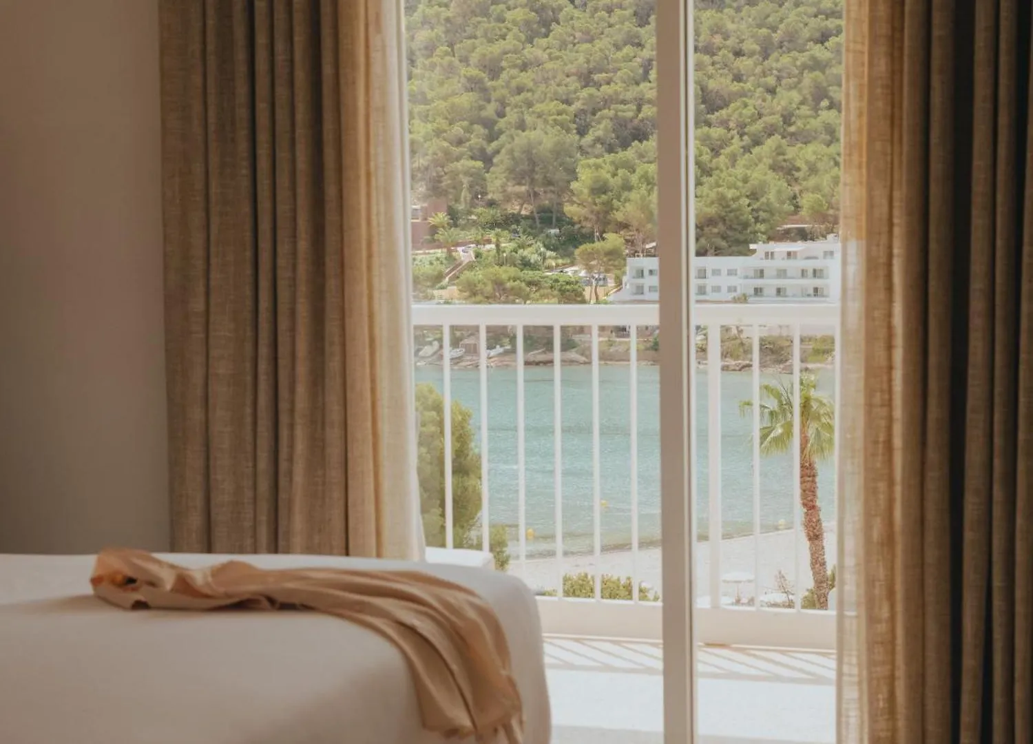 Hyde Ibiza Hotel Cala Llonga   Cala Llonga (Ibiza)