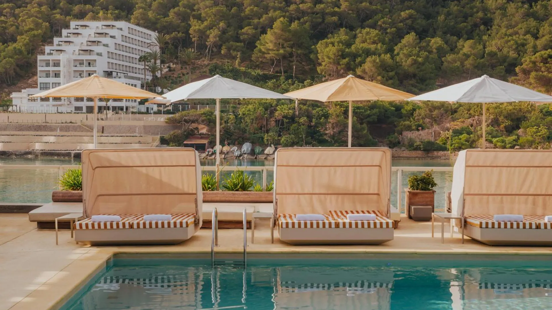Hyde Ibiza Hotel Cala Llonga   Cala Llonga (Ibiza)